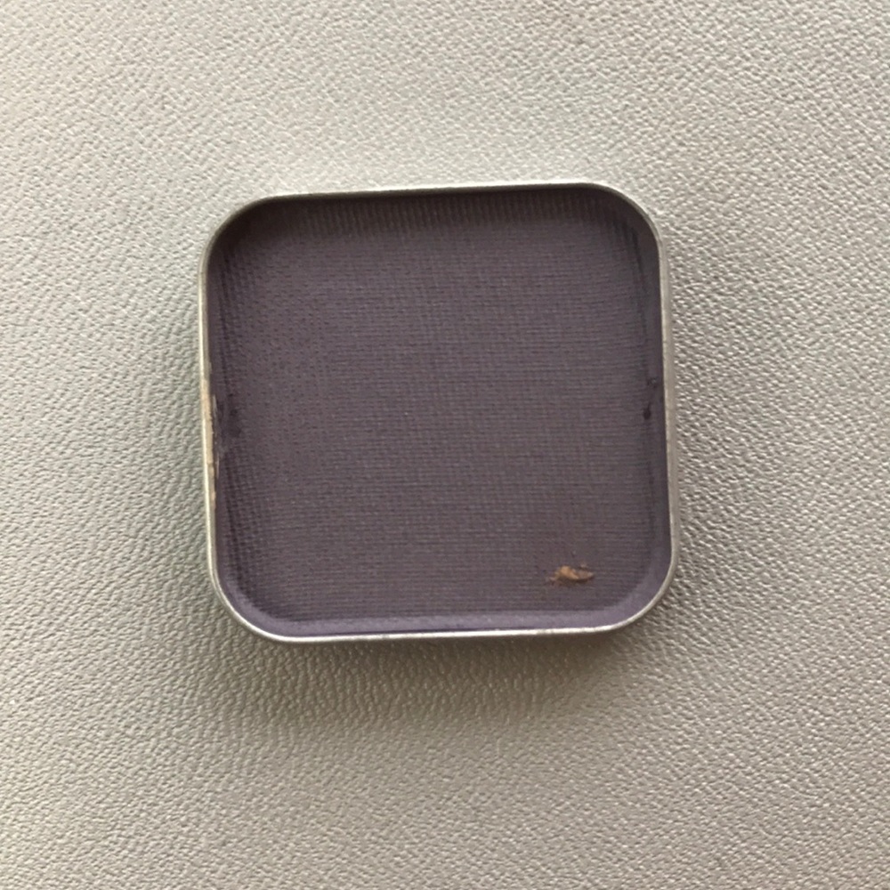 Maskcara eyeshadow, color: midnight